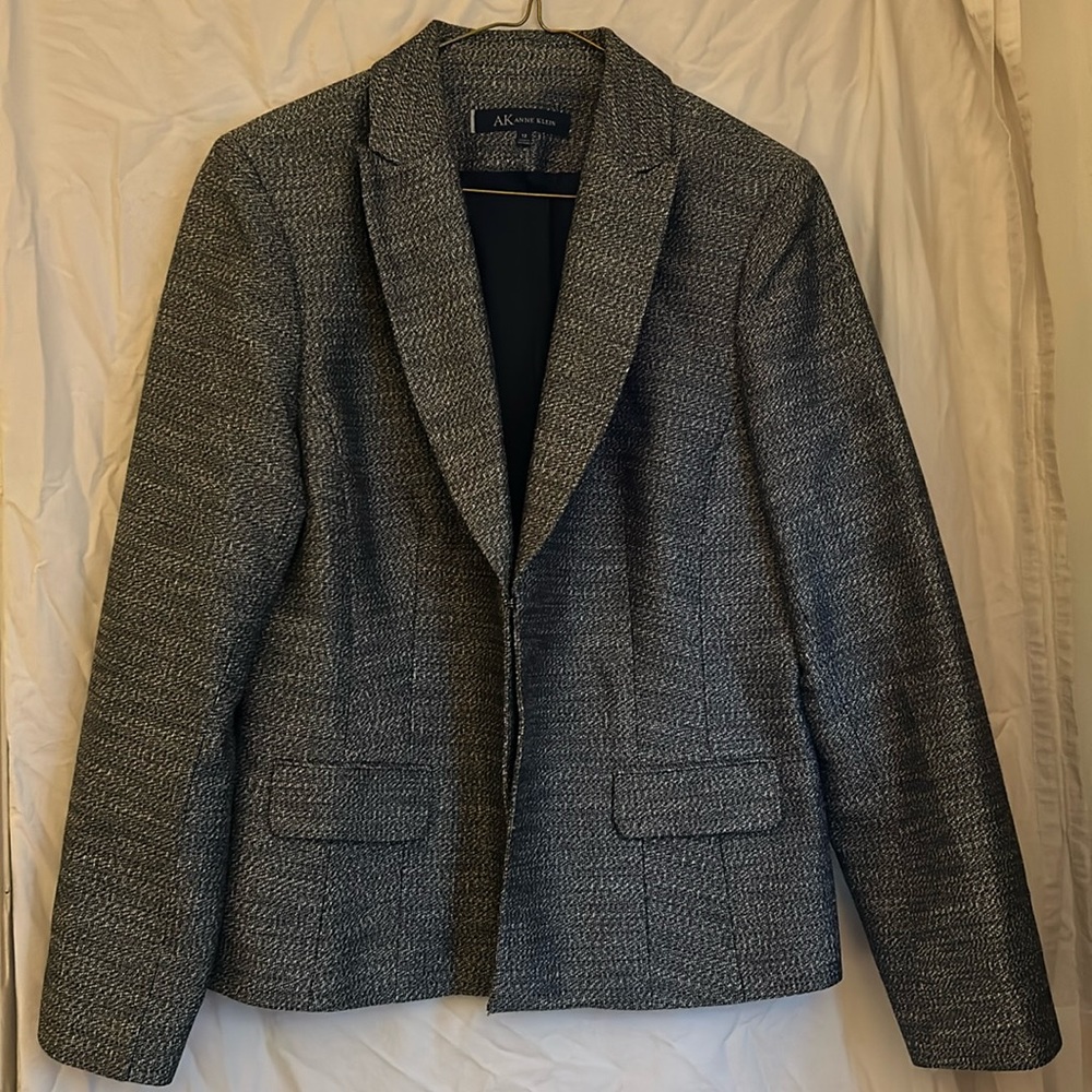 AK Anne Klein size 12 black cotton poly blazer